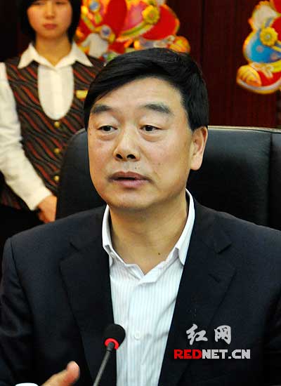 湖南省委常委、常务副省长于来山出席全省财税收入汇报会。