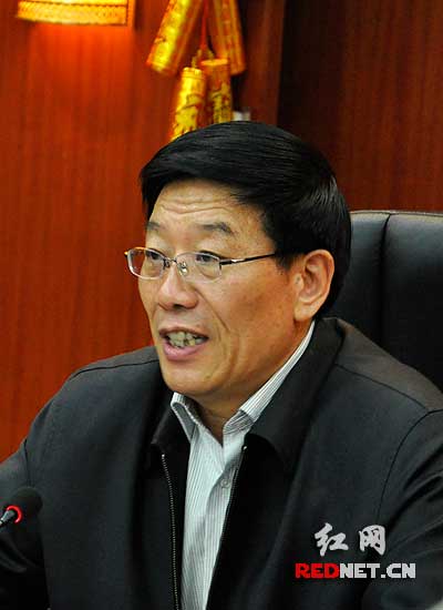 湖南省委副书记、省长徐守盛要求财税支出向基层倾斜。