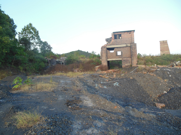 桃水煤矿炭山坡井